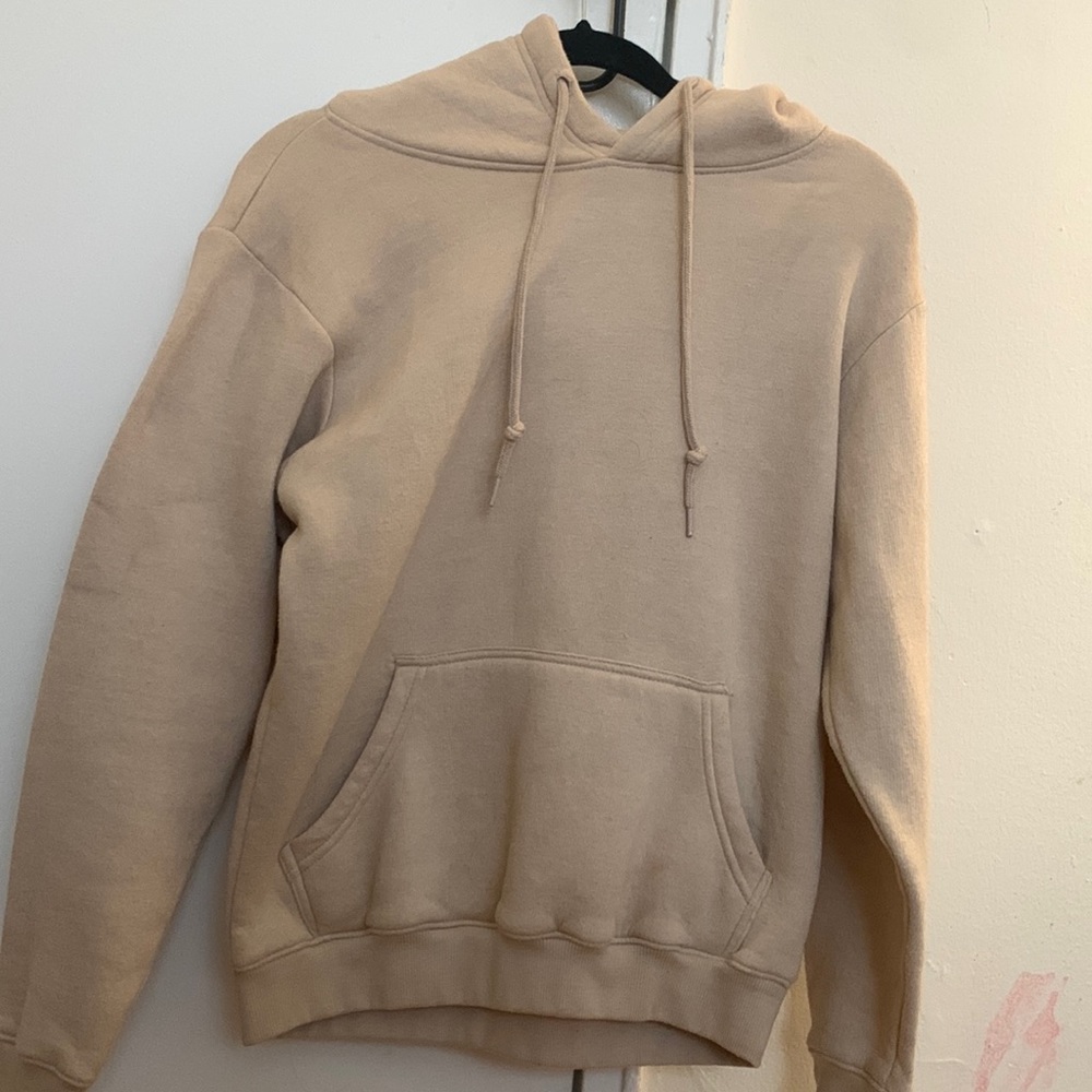 PLT tan sweatshirt. SUPER soft and cozy. One of my favs. Doesn’t fit me anymore